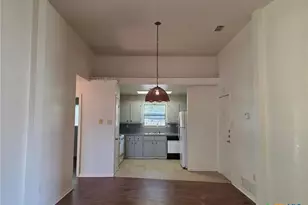 215 Robertstown Rd, Copperas Cove, TX 76522 - Photo 6