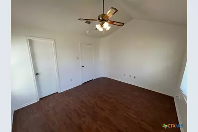 215 Robertstown Road, Copperas Cove, TX 76522 - Photo 10