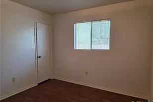 215 Robertstown Rd, Copperas Cove, TX 76522 - Photo 18