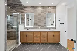 670 Magazine Ave, New Braunfels, TX 78130 - Photo 40