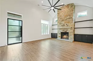 670 Magazine Ave, New Braunfels, TX 78130 - Photo 24