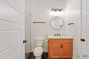 670 Magazine Ave, New Braunfels, TX 78130 - Photo 20