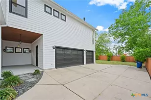 670 Magazine Ave, New Braunfels, TX 78130 - Photo 46