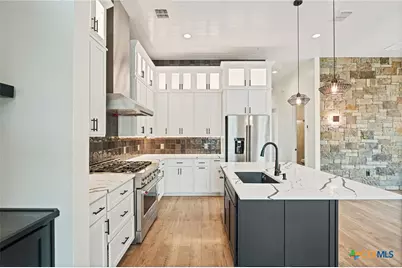 670 Magazine Avenue, New Braunfels, TX 78130 - Photo 10