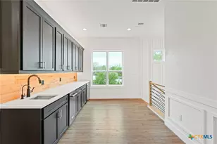 670 Magazine Ave, New Braunfels, TX 78130 - Photo 26