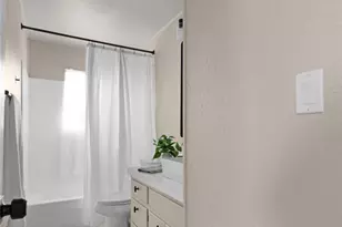 505 S Summer St, Lampasas, TX 76550 - Photo 14