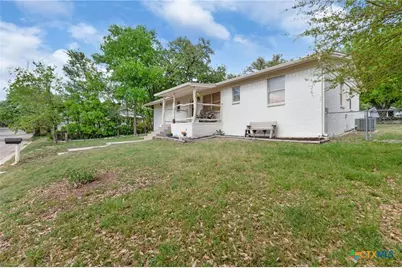 505 S Summer Street, Lampasas, TX 76550 - Photo 4