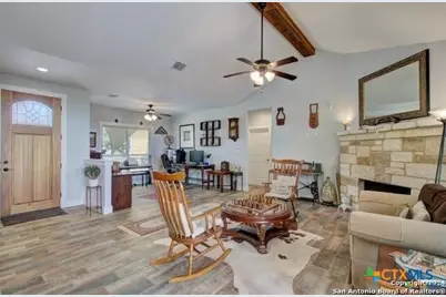 520 Monarch, Canyon Lake, TX 78133 - Photo 4