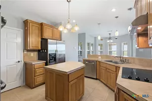 15 Huron St, Victoria, TX 77905 - Photo 8