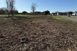 0 Country Club Dr, Seguin, TX 78155 - Photo 2