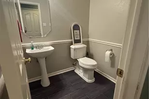 310 N Carriage Hills Dr, Georgetown, TX 78626 - Photo 6