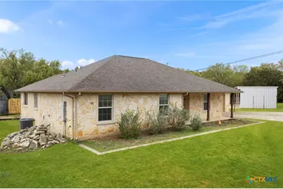 101 Queen Anne Circle, Canyon Lake, TX 78133 - Photo 2