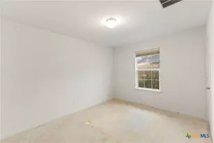 101 Queen Anne Cir, Canyon Lake, TX 78133 - Photo 20