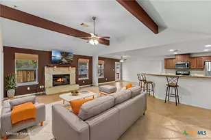 101 Queen Anne Cir, Canyon Lake, TX 78133 - Photo 8