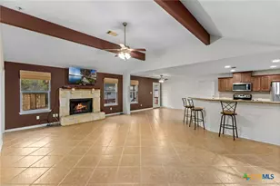 101 Queen Anne Cir, Canyon Lake, TX 78133 - Photo 10