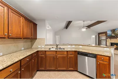 101 Queen Anne Circle, Canyon Lake, TX 78133 - Photo 14