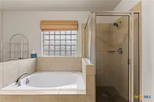 101 Queen Anne Cir, Canyon Lake, TX 78133 - Photo 16