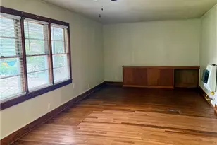 717 Surghnor St, Belton, TX 76513 - Photo 4