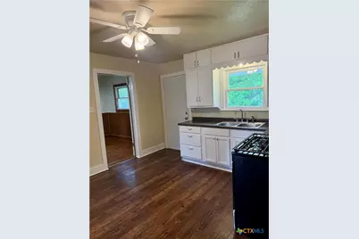 717 Surghnor Street, Belton, TX 76513 - Photo 10