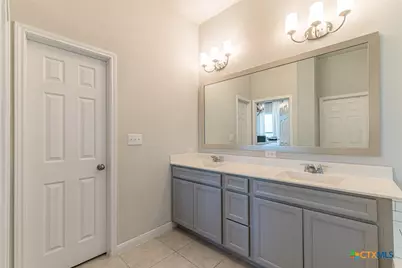 2745 Ridgeforest Drive, New Braunfels, TX 78130 - Photo 36