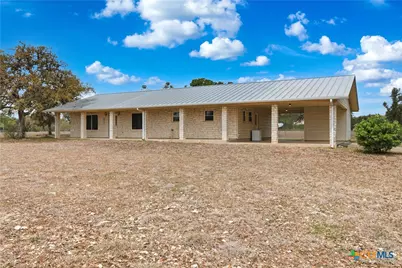 429 Booth Drive, San Marcos, TX 78666 - Photo 4