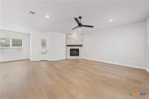 4315 Sunflower Ln, Temple, TX 76502 - Photo 6