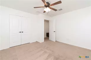 661 Bailey Park Dr, Jarrell, TX 76537 - Photo 22