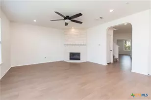 661 Bailey Park Dr, Jarrell, TX 76537 - Photo 8