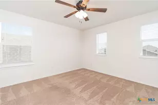 661 Bailey Park Dr, Jarrell, TX 76537 - Photo 20