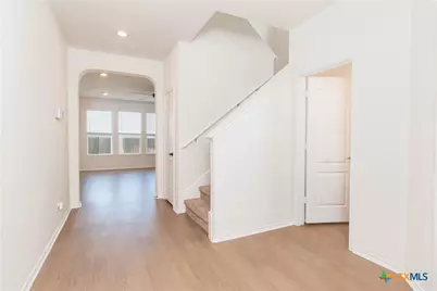 661 Bailey Park Drive, Jarrell, TX 76537 - Photo 6
