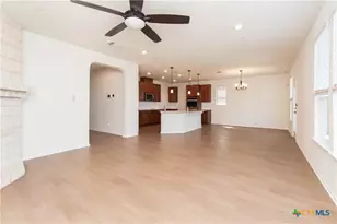 661 Bailey Park Dr, Jarrell, TX 76537 - Photo 10