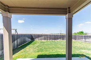 661 Bailey Park Dr, Jarrell, TX 76537 - Photo 30