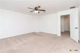 661 Bailey Park Dr, Jarrell, TX 76537 - Photo 16