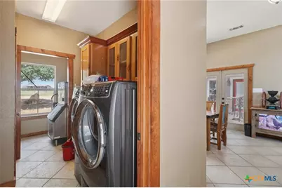 1891 State Highway 97, Floresville, TX 78114 - Photo 10