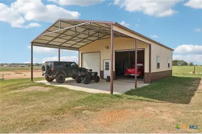 1891 State Highway 97, Floresville, TX 78114 - Photo 24