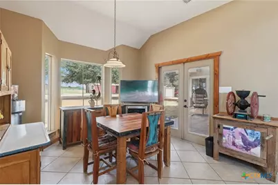 1891 State Highway 97, Floresville, TX 78114 - Photo 4