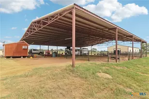 1891 State Hwy 97, Floresville, TX 78114 - Photo 16