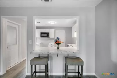 1610 E Rosebud Avenue, Victoria, TX 77901 - Photo 6