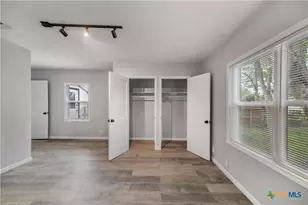 1610 E Rosebud Ave, Victoria, TX 77901 - Photo 24