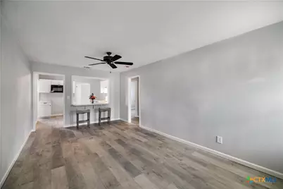 1610 E Rosebud Avenue, Victoria, TX 77901 - Photo 4