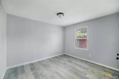 1610 E Rosebud Avenue, Victoria, TX 77901 - Photo 16