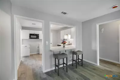 1610 E Rosebud Avenue, Victoria, TX 77901 - Photo 12