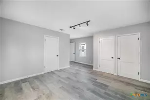 1610 E Rosebud Ave, Victoria, TX 77901 - Photo 16