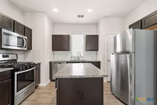 420 Spiny Lizard Ln, San Marcos, TX 78666 - Photo 6