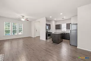 420 Spiny Lizard Ln, San Marcos, TX 78666 - Photo 4