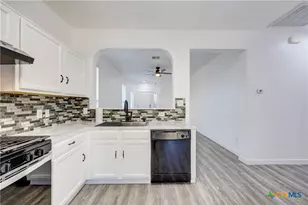 15218 Parrish Ln, Austin, TX 78725 - Photo 10