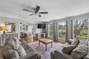 146 Antelope Ln, Seguin, TX 78155 - Photo 12