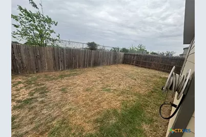 2500 Marty Way, Seguin, TX 78155 - Photo 16