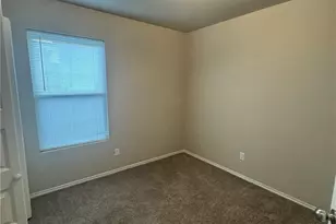 2500 Marty Way, Seguin, TX 78155 - Photo 14