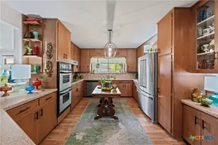 216 E 21st Ave, Belton, TX 76513 - Photo 18